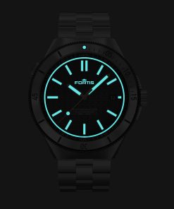 Alternative view of Marinemaster M-44 Black Resin