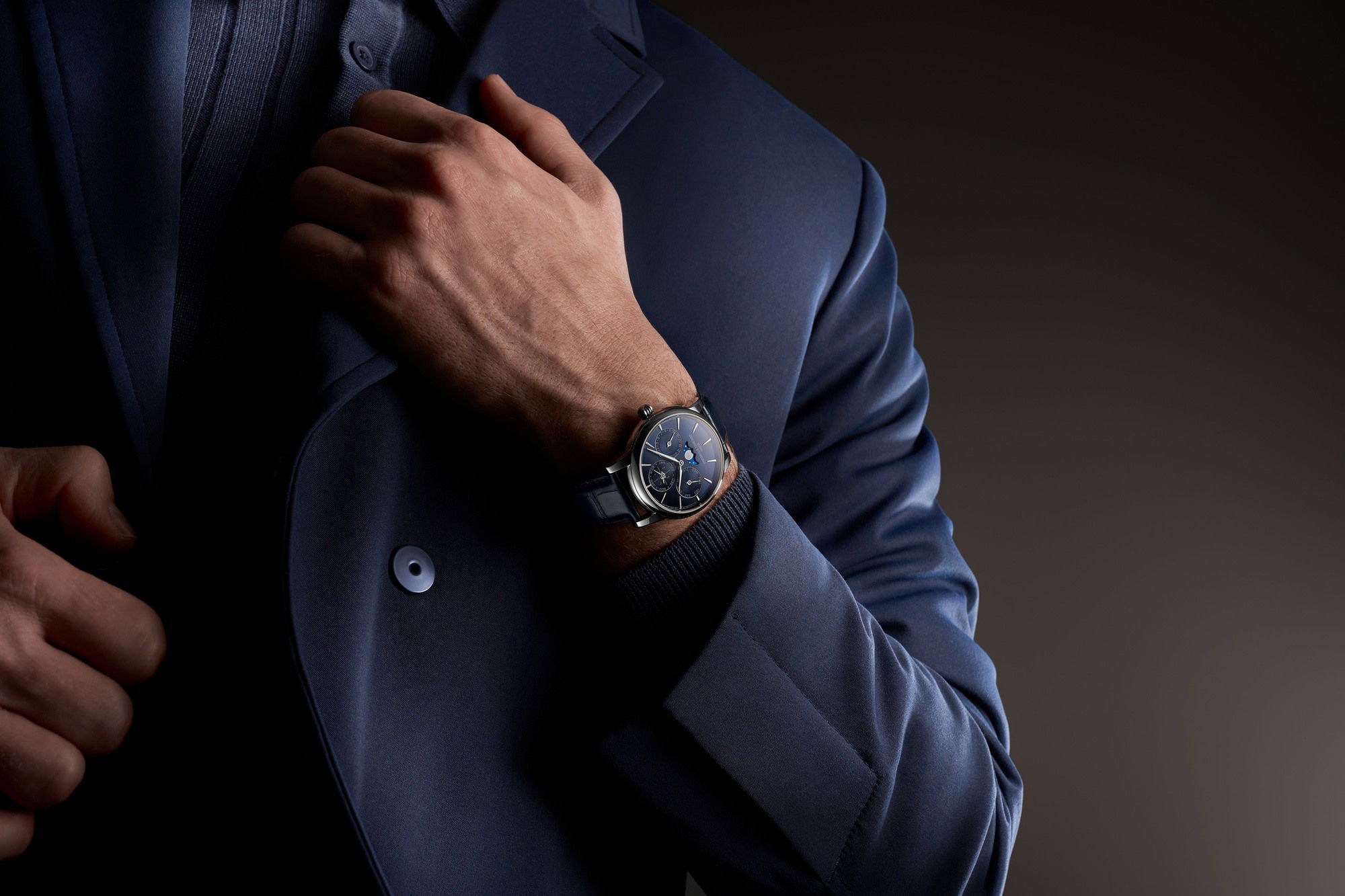 Classic Perpetual Calendar Manufacture - Image 4