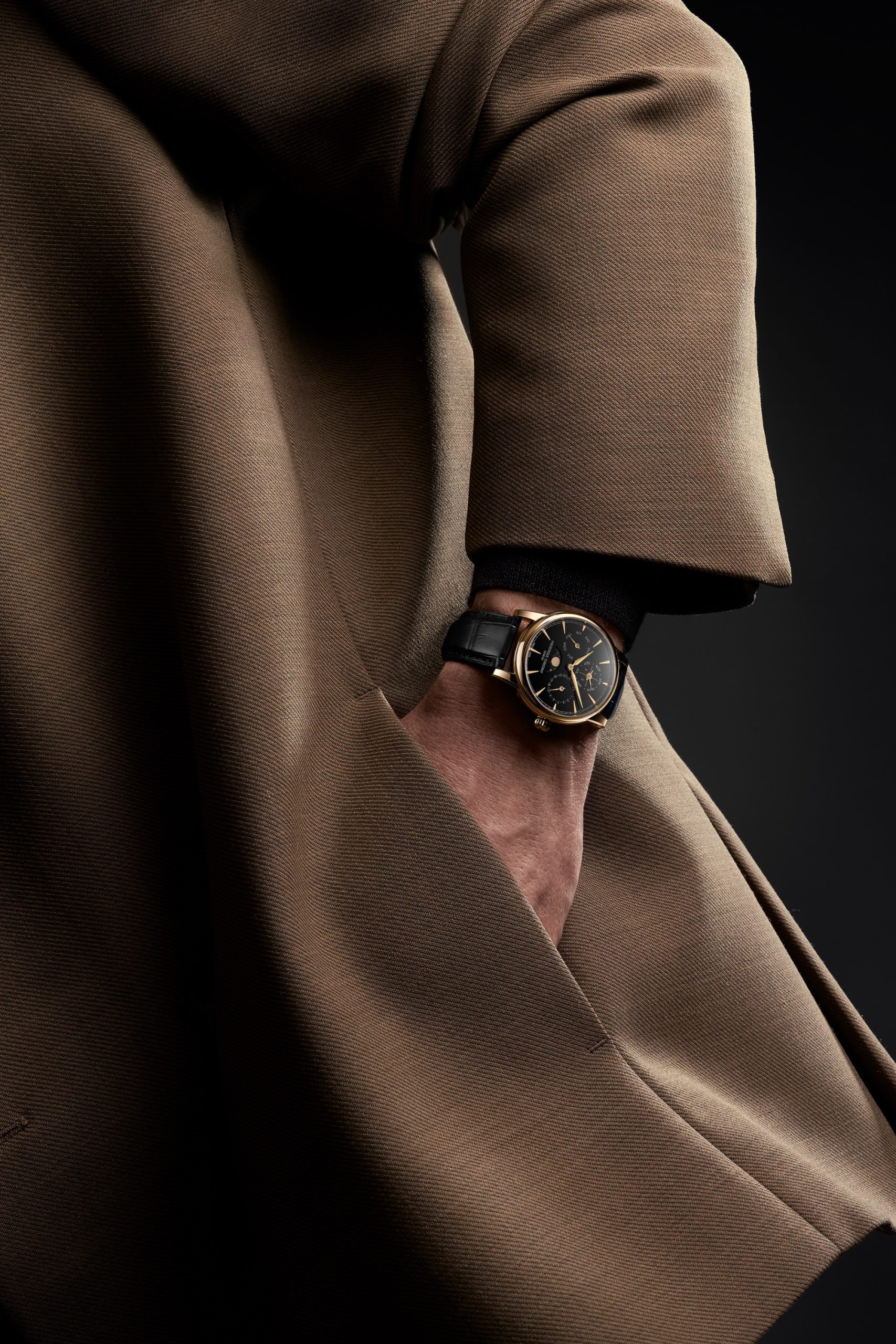 Classic Perpetual Calendar Manufacture - Image 2