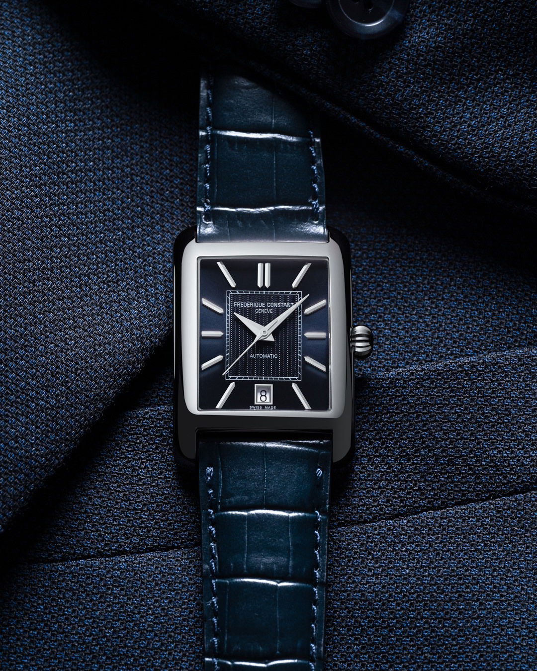 Classics Carrée Automatic - Image 7