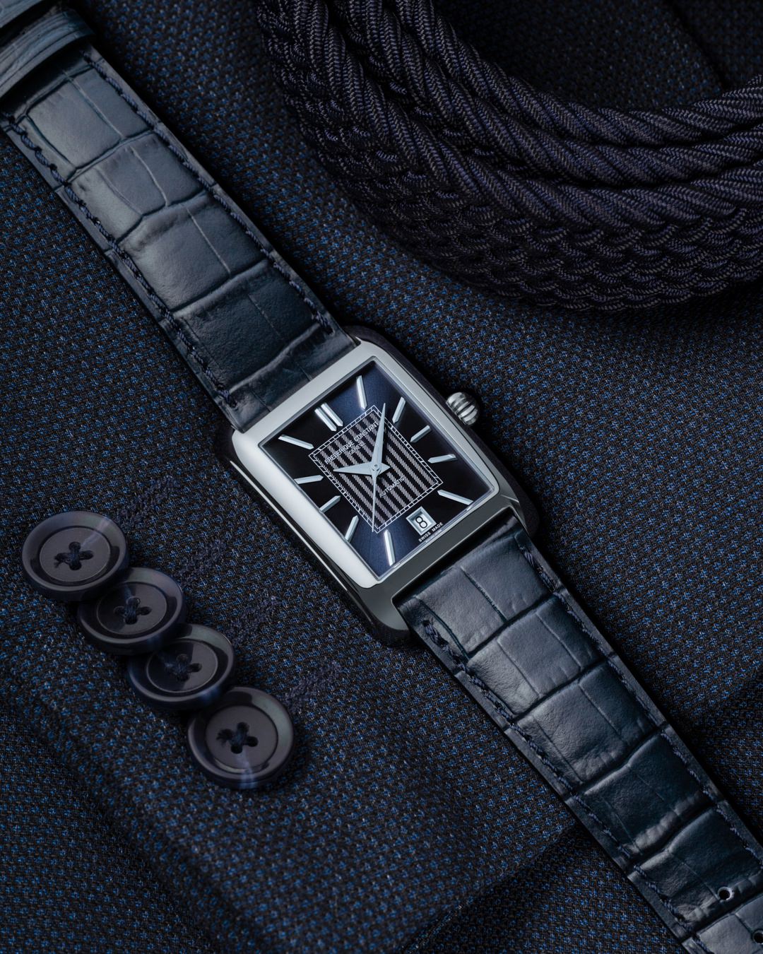 Classics Carrée Automatic - Image 8