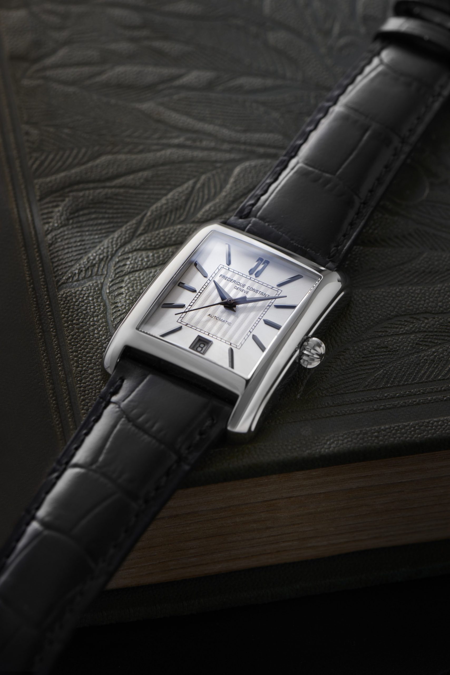 Classics Carrée Automatic - Image 3