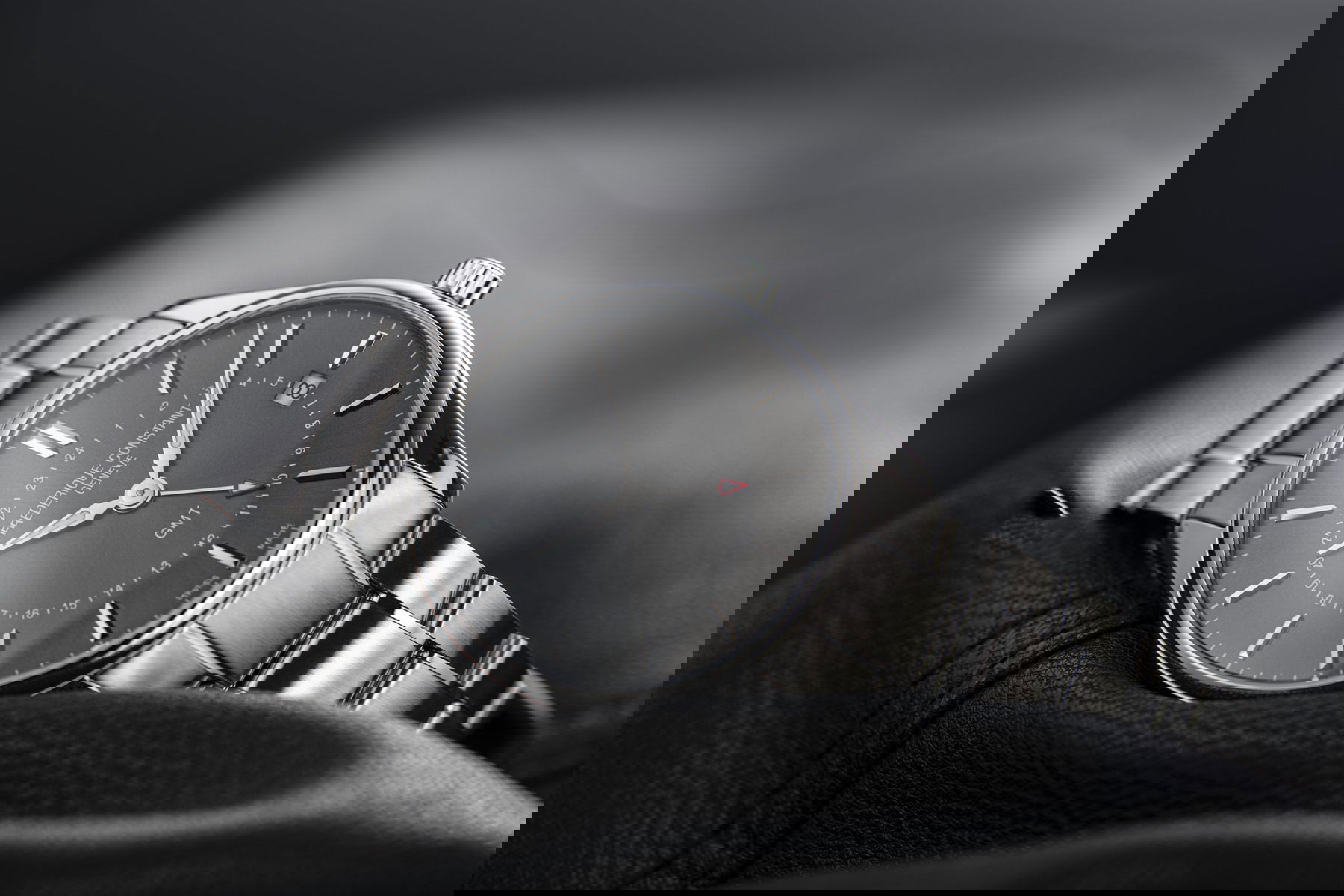 Classics Quartz GMT - Image 3