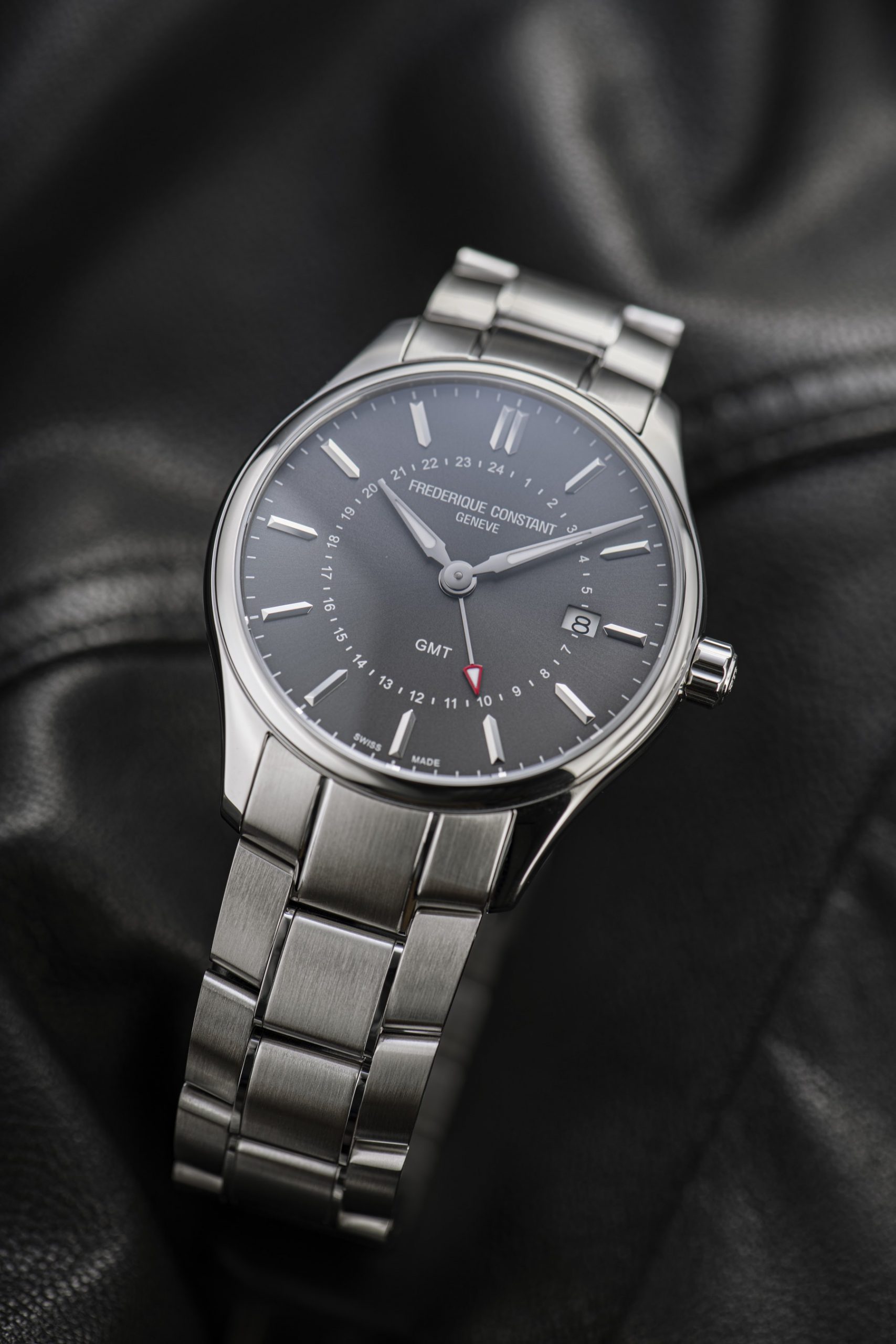 Classics Quartz GMT - Image 4