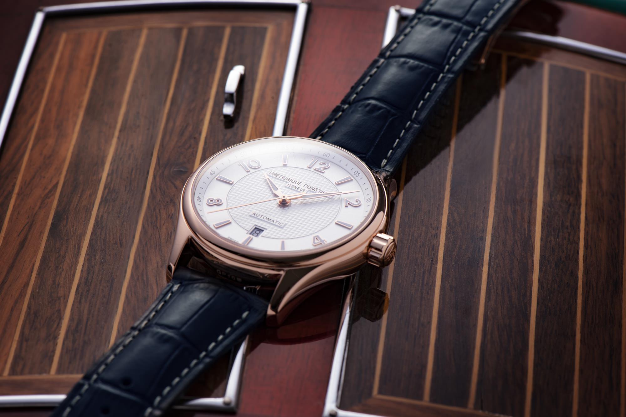 Classics Runabout Automatic - Image 4