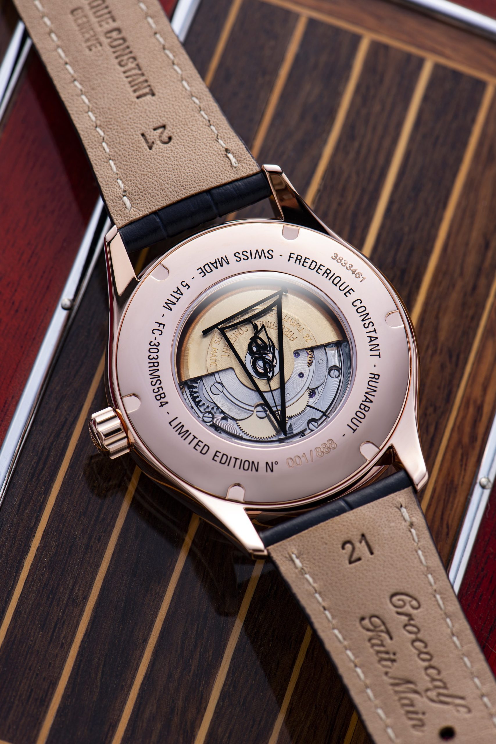 Classics Runabout Automatic - Image 8