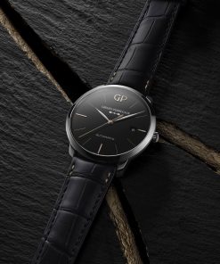 Alternative view of 1966 40 mm