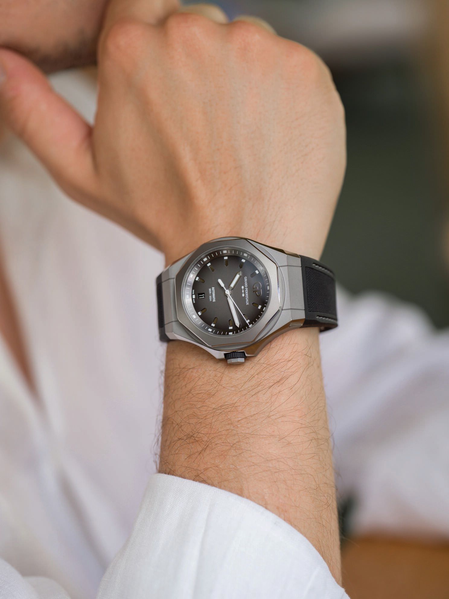 Laureato Absolute Ti 230 - Image 8