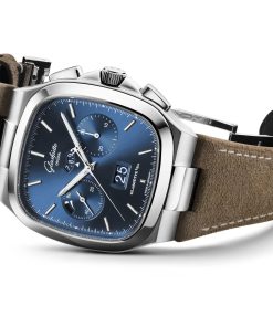 Alternative view of Seventies Chronograph Panorama Date