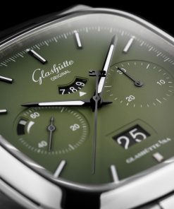 Alternative view of Seventies Chronograph Panorama Date