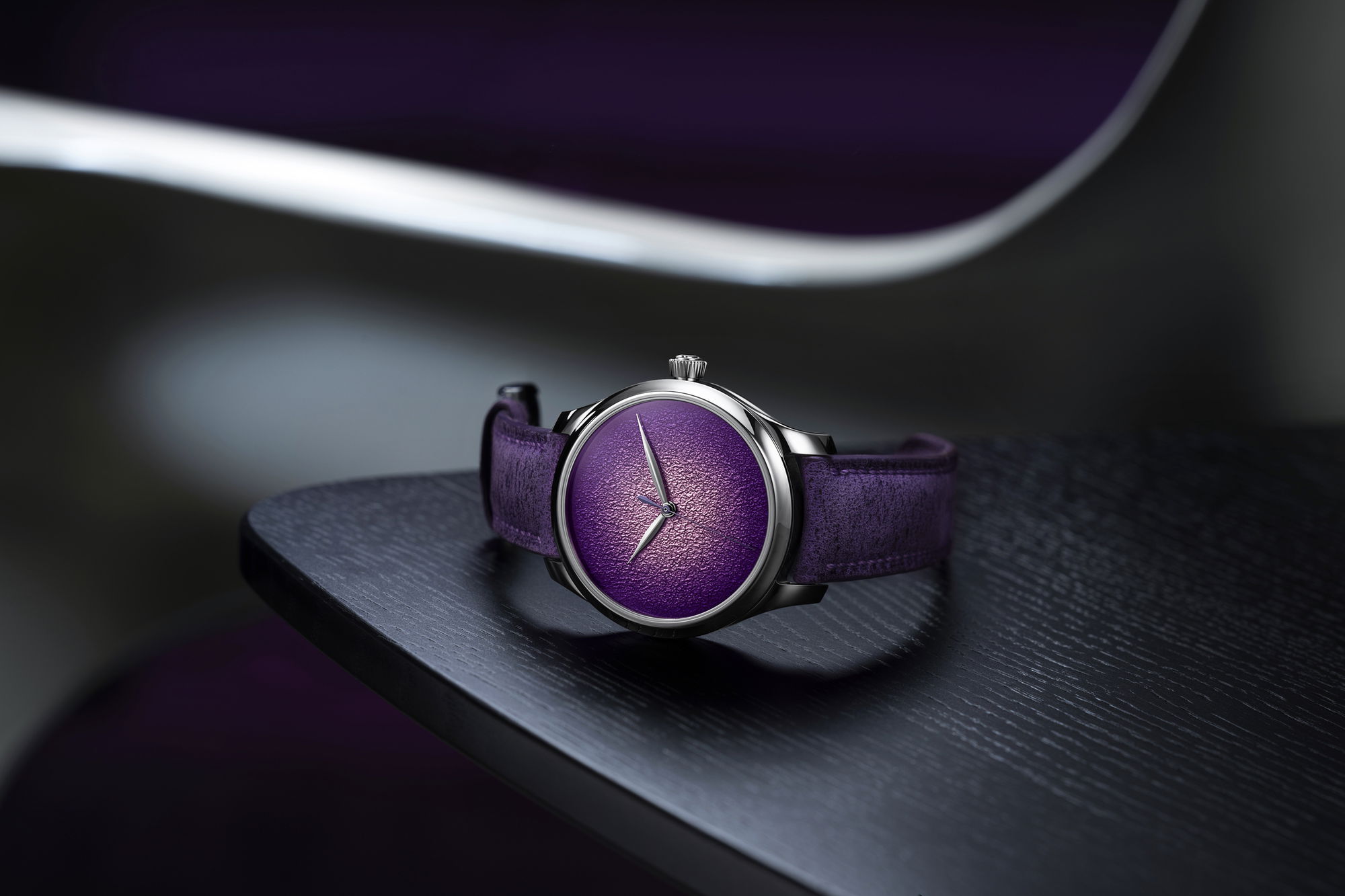 Endeavour Centre Seconds Concept Purple Enamel - Image 5