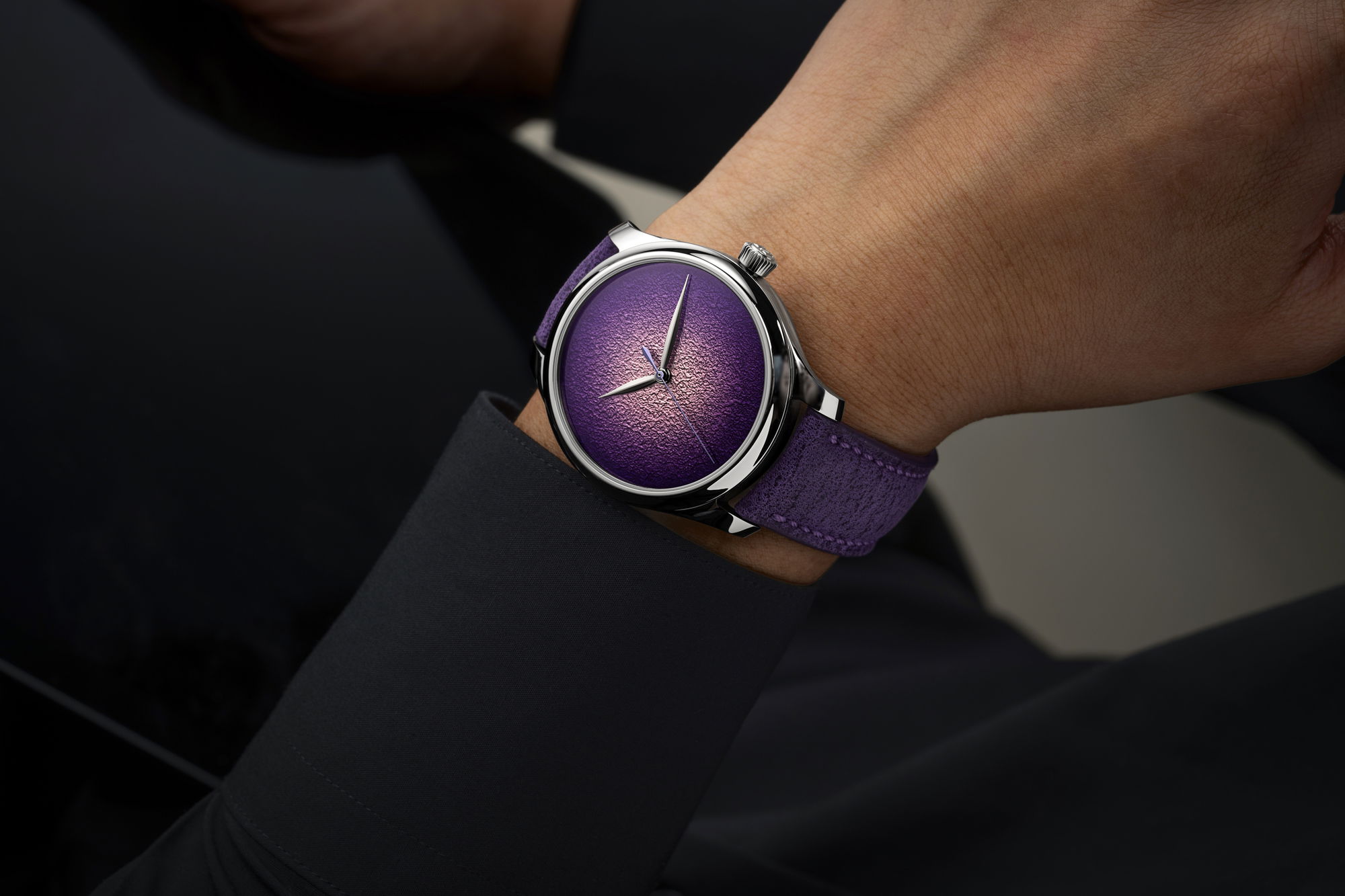 Endeavour Centre Seconds Concept Purple Enamel - Image 10