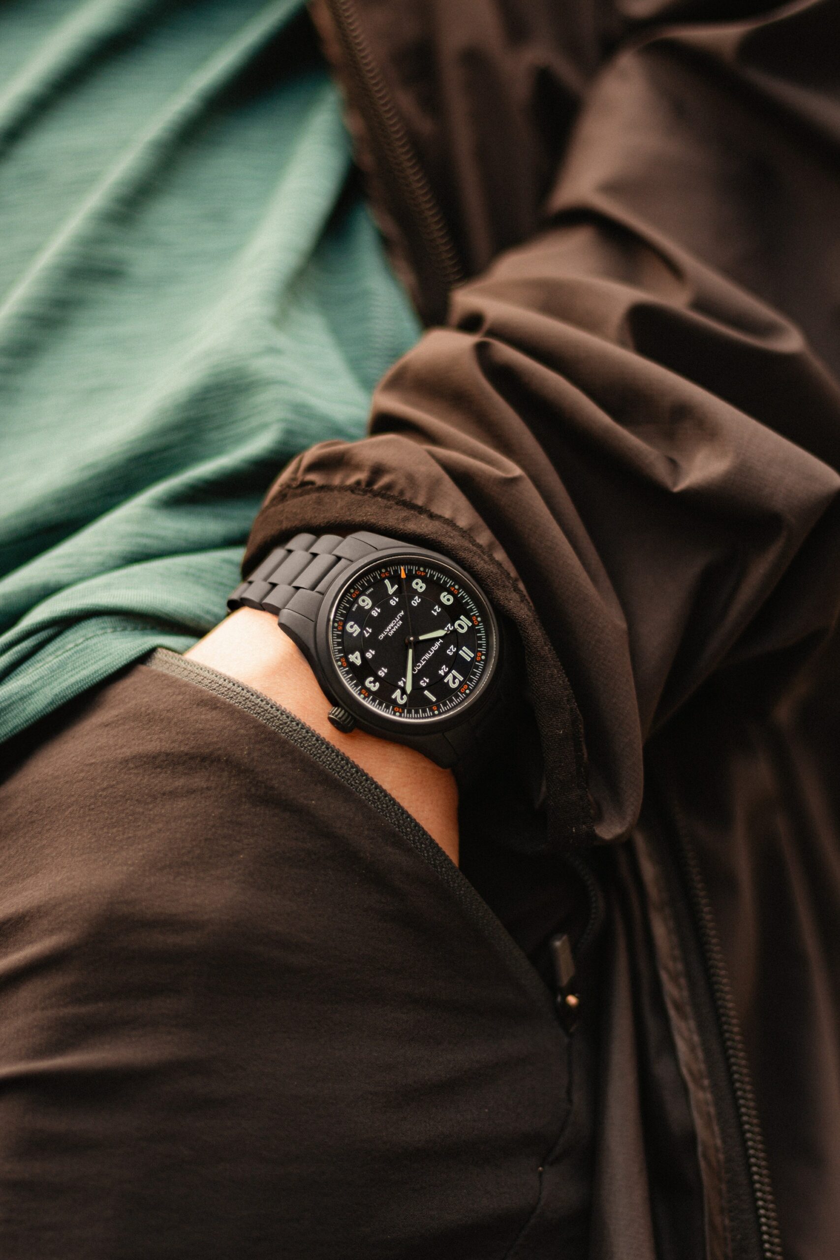 Khaki Field Titanium 38 - Image 4