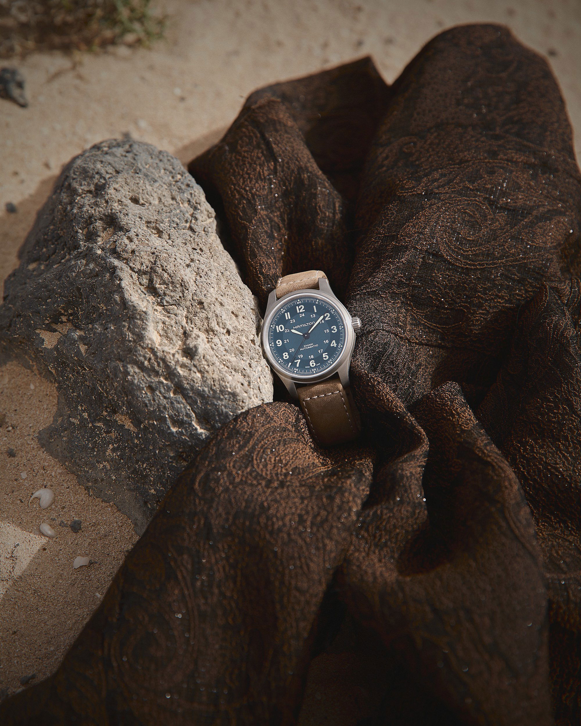 Khaki Field Titanium Automatic - Image 8