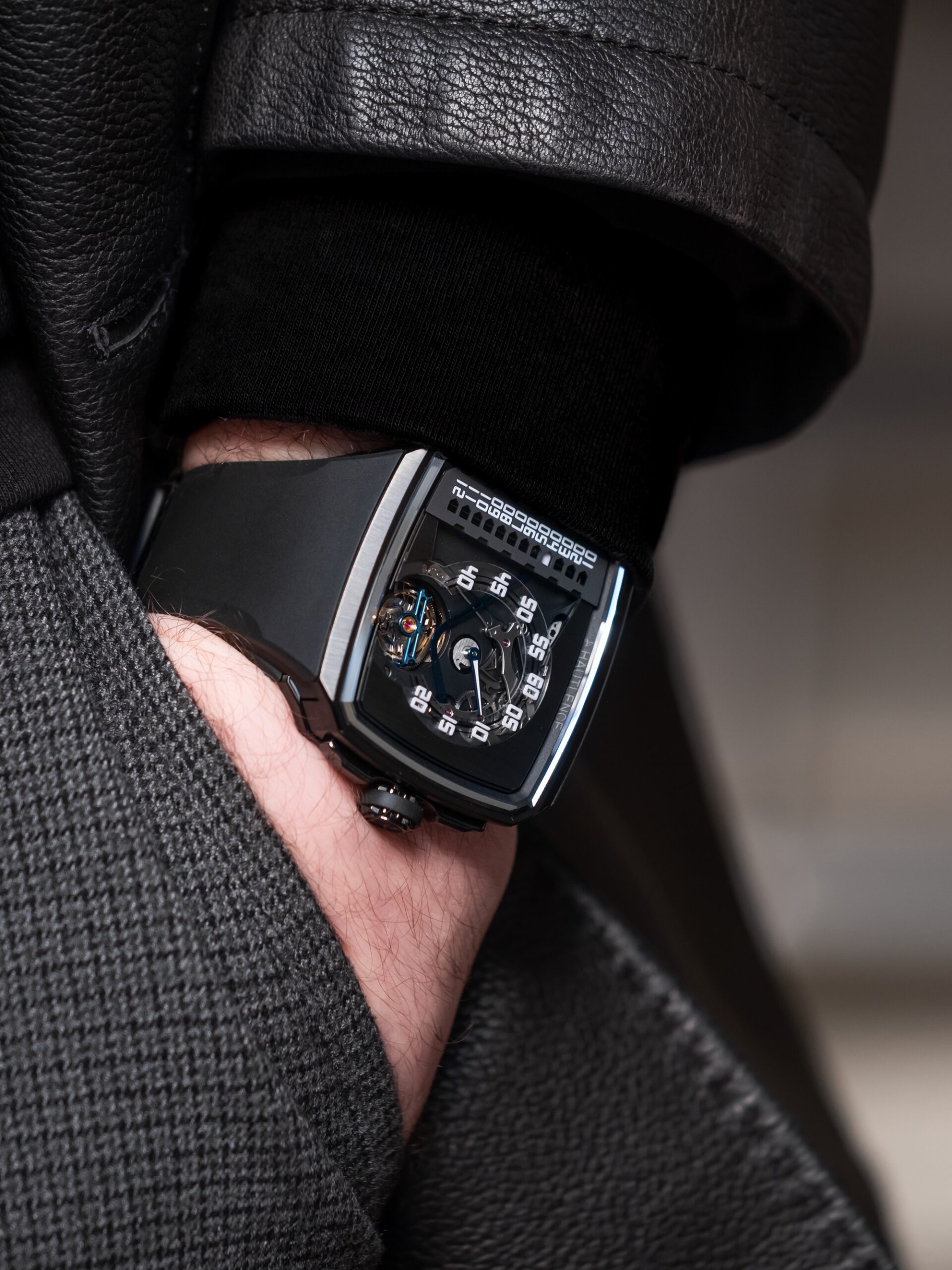 LINEAR Series 2 - Image 10