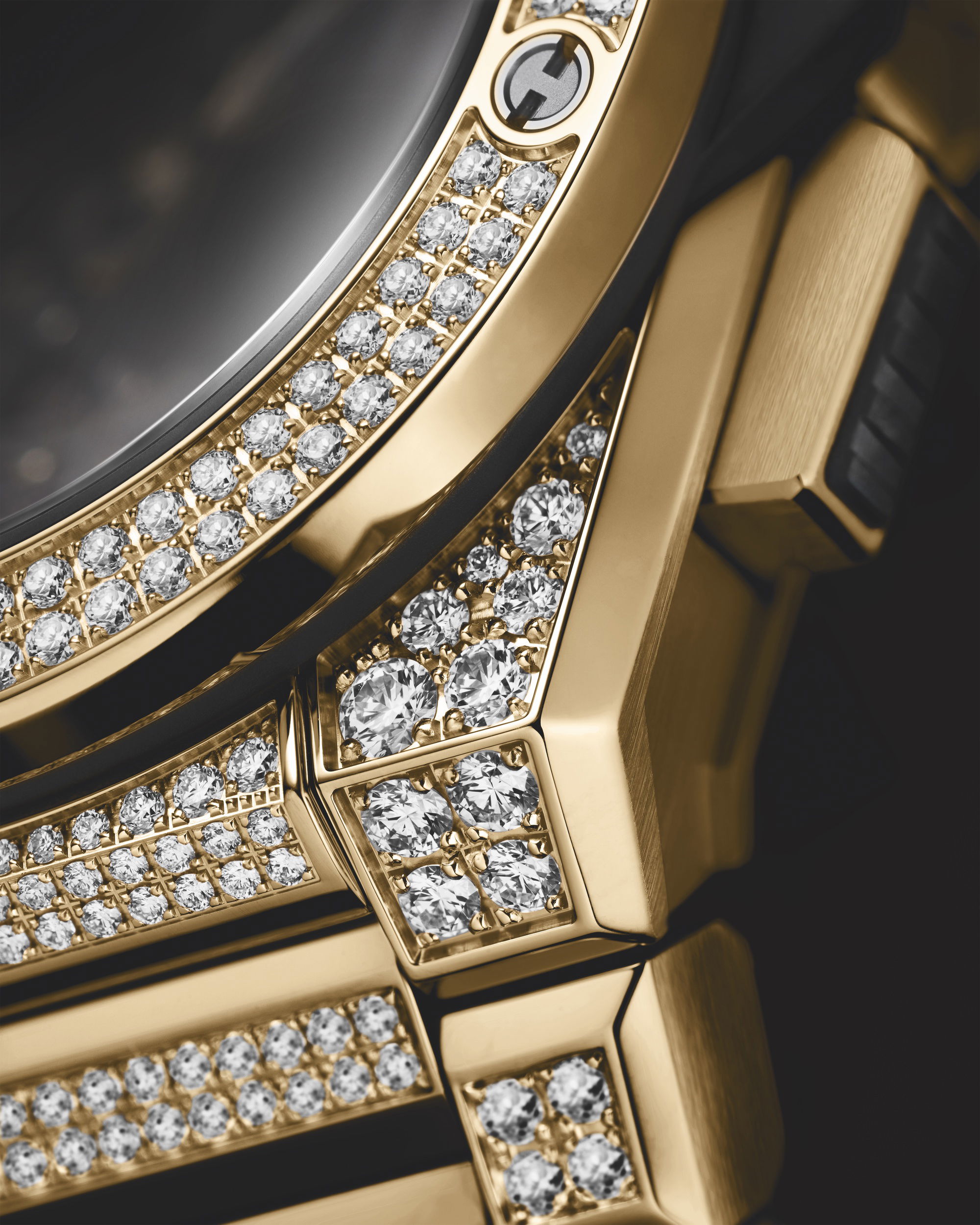 Big Bang Integral Yellow Gold - Image 14