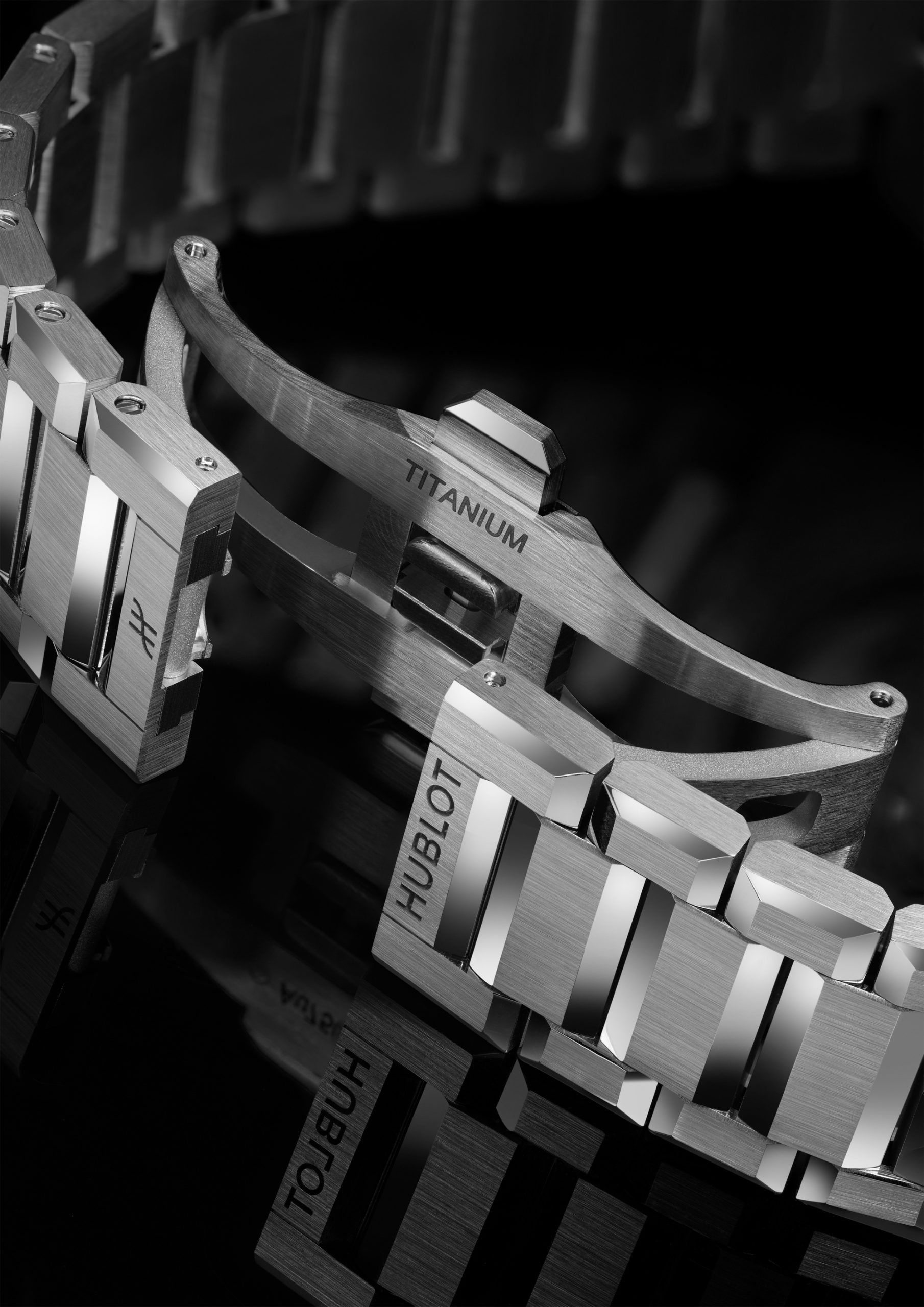 Big Bang Integrated Time Only Titanium - Image 5