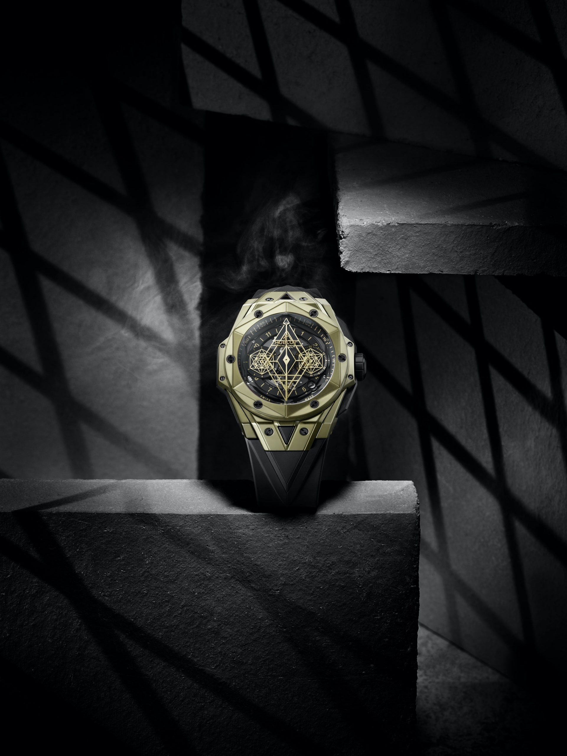 Big Bang Unico Sang Bleu II Magic Gold - Image 9