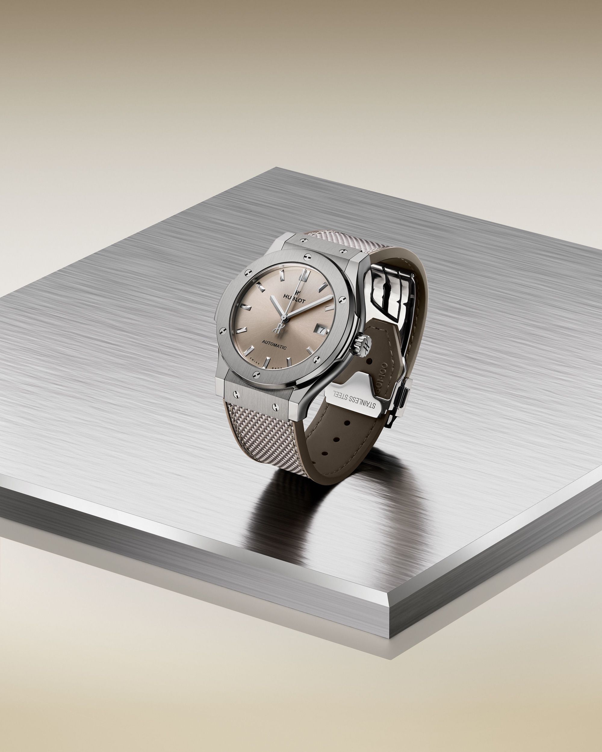 Classic Fusion Titanium Essential Taupe - Image 3