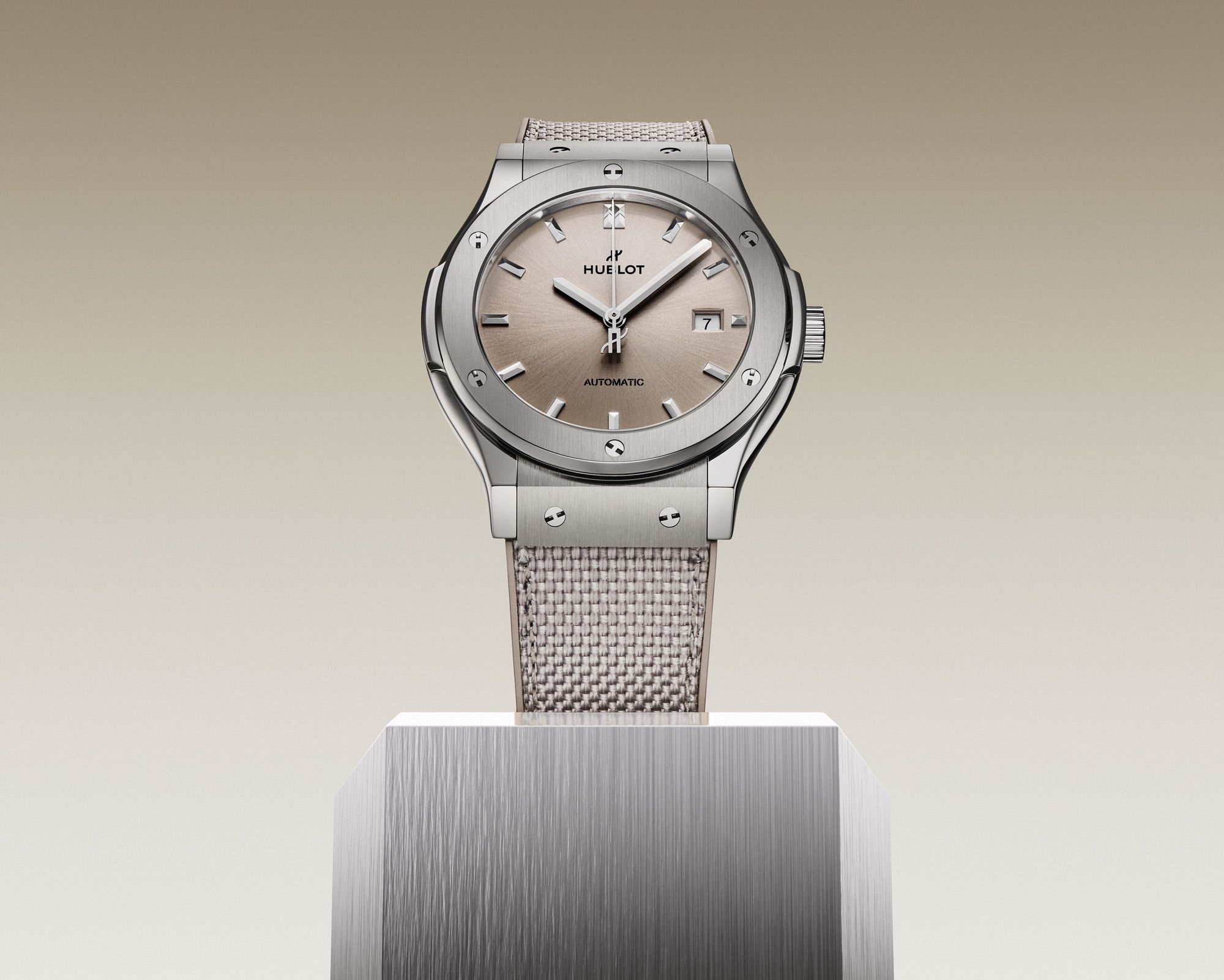 Classic Fusion Titanium Essential Taupe - Image 4