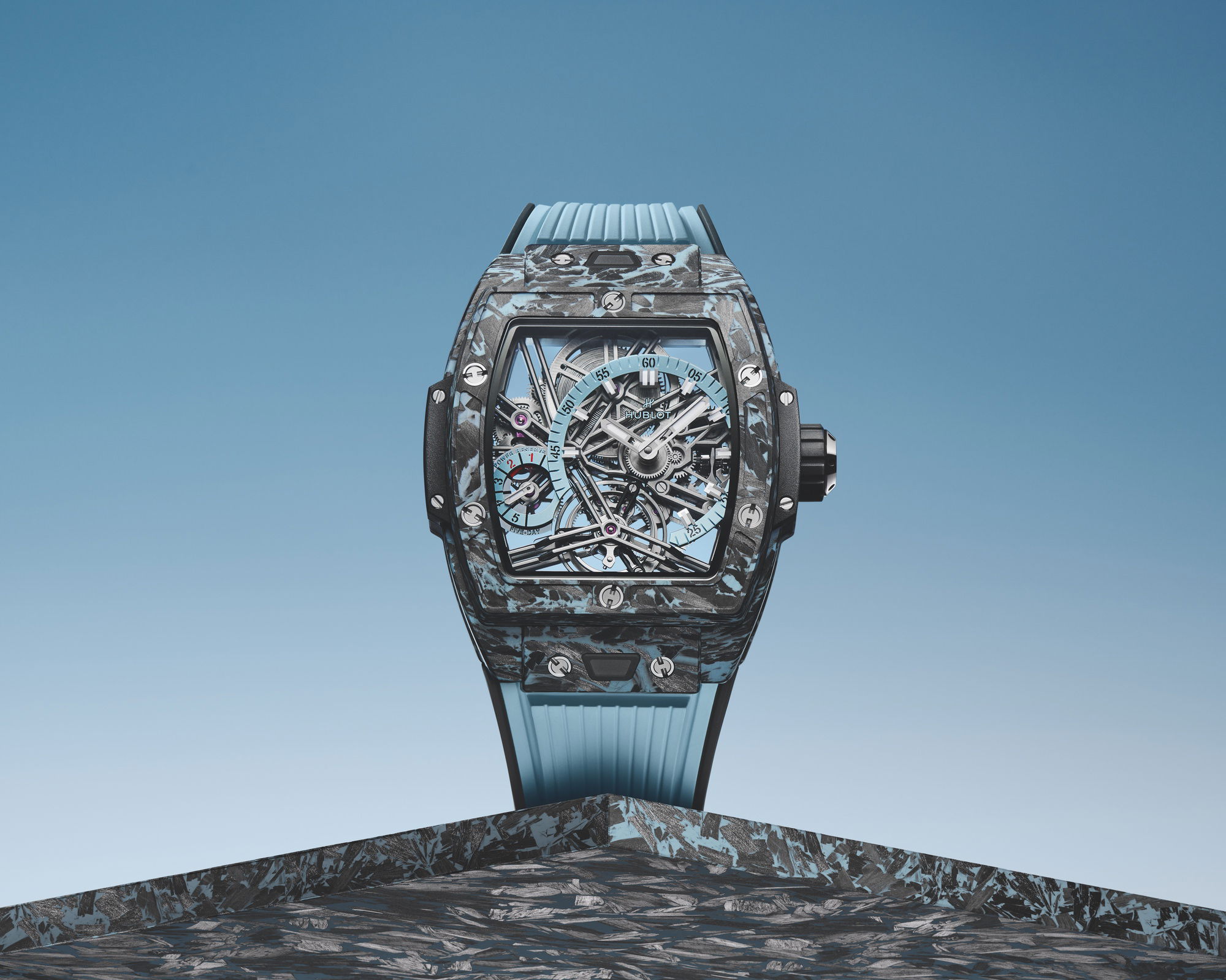 Spirit of Big Bang 5-Day Power Reserve Carbon Sky Blue - Image 5