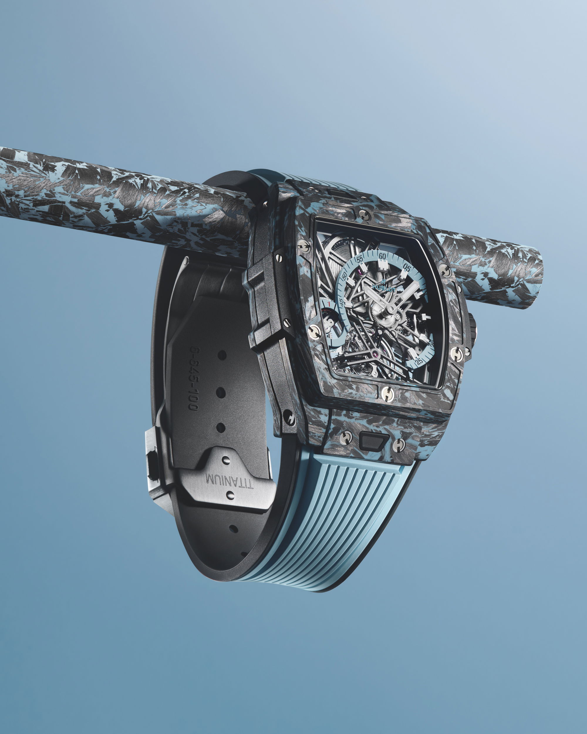 Spirit of Big Bang 5-Day Power Reserve Carbon Sky Blue - Image 8