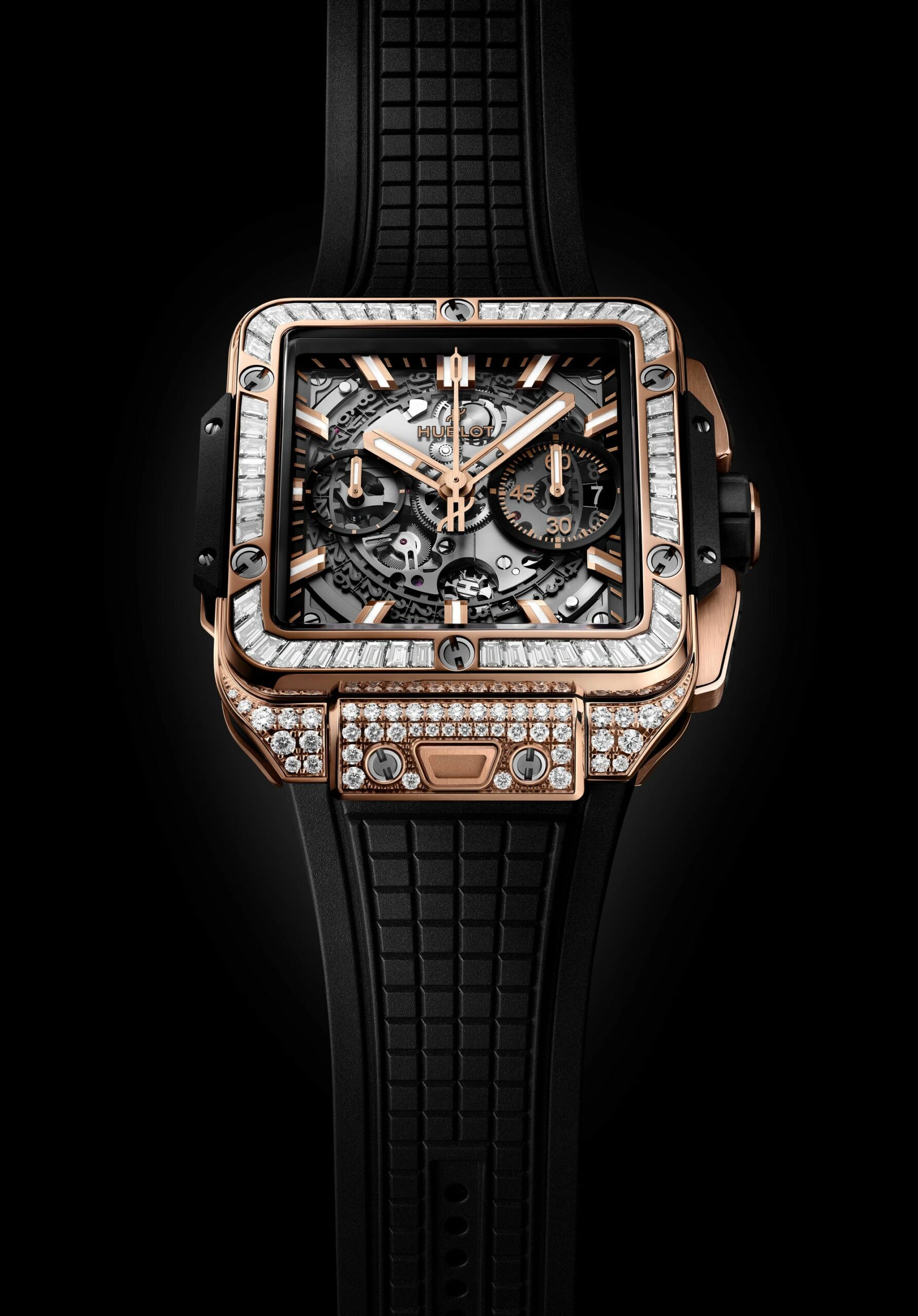 Square Bang Unico King Gold Jewellery - Image 4