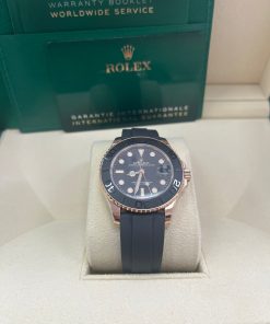 Alternative view of Rolex Yacht-Master 37  37 mm  Everose gold 268655-0017