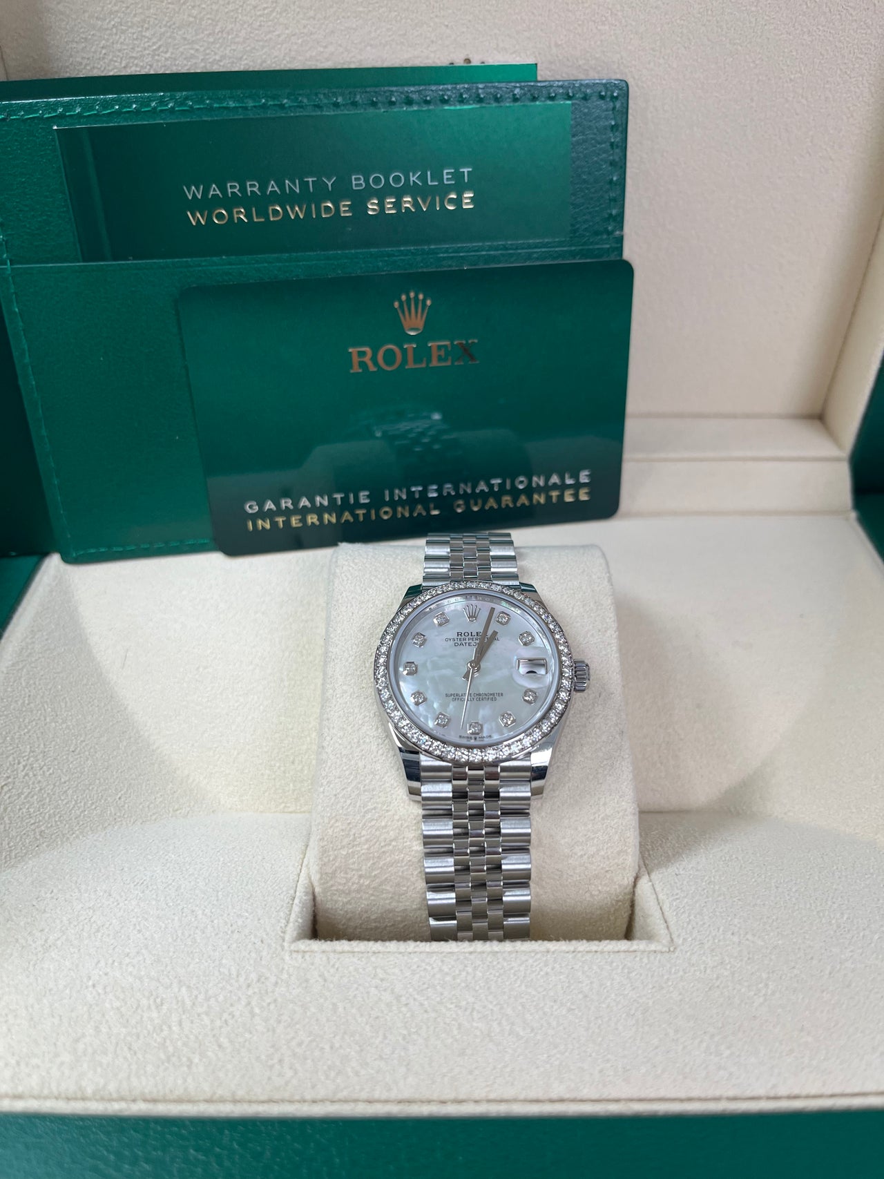 Rolex Datejust 31 Diamond Bezel - White Mother-Of-Pearl Diamond Dial - Jubilee 278384rbr - Image 2