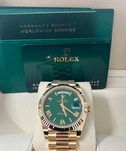 Alternative view of Rolex Day-Date 40 40 mm yellow gold 228238-0061