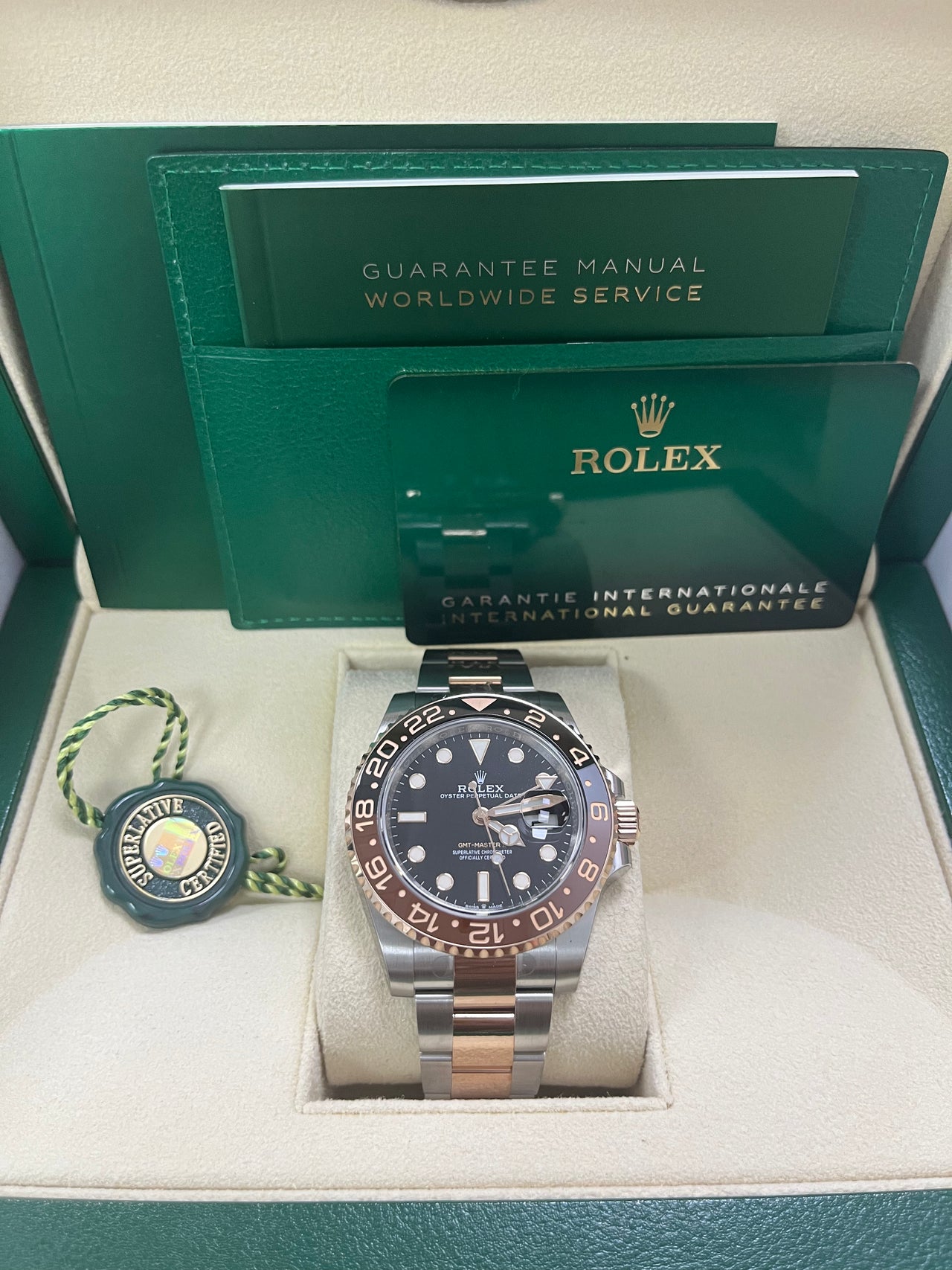 Rolex GMT-Master II 40 mm Oystersteel and Everose gold 126711chnr-0002 - Image 4