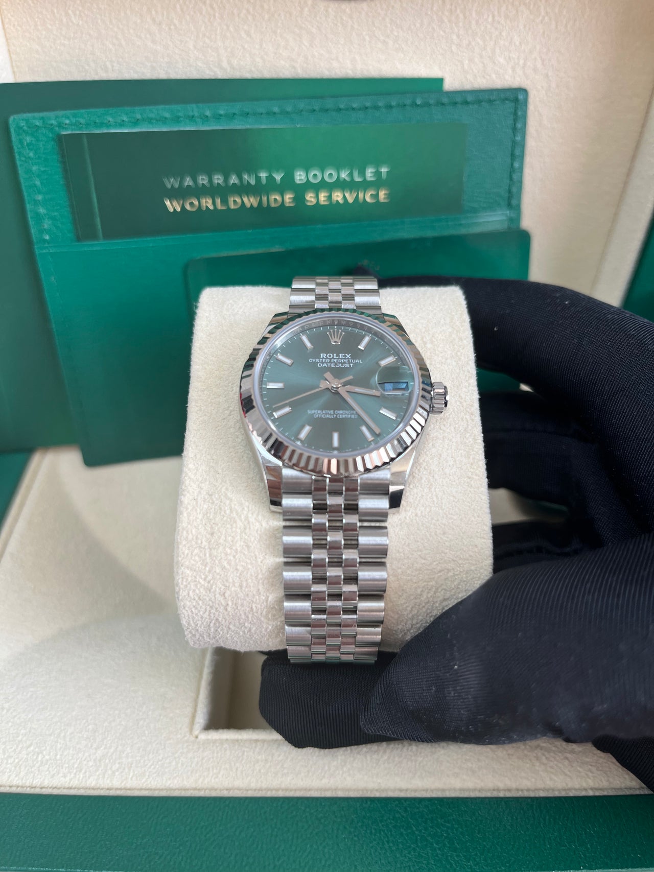 Rolex Datejust 31 Steel and White Gold Datejust 31 Fluted Bezel Mint Green Index Dial Jubilee Bracelet 278274 - Image 5