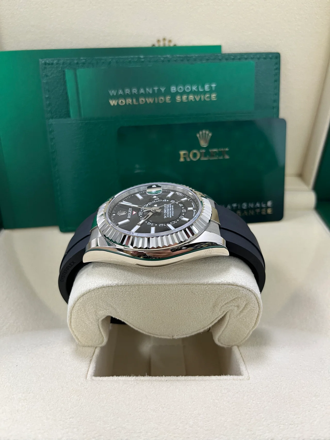Rolex Sky-Dweller 42 mm white gold 336239-0002 - Image 8