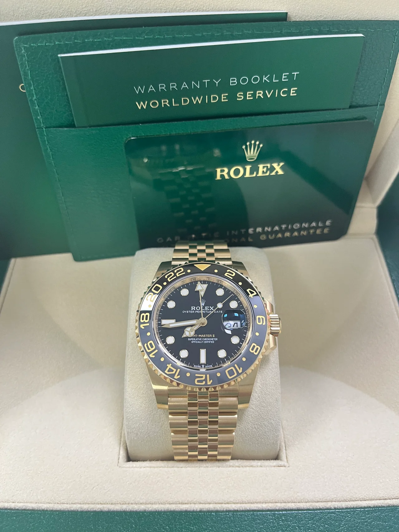 Rolex GMT-Master II 40 mm yellow gold 126718grnr-0001 - Image 9