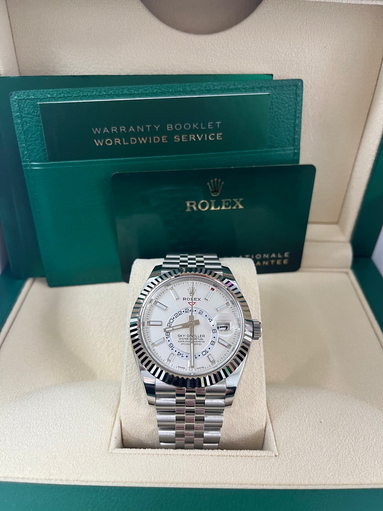 Rolex Sky-Dweller 42 mm Oystersteel and white gold 336934-0004 - Image 2