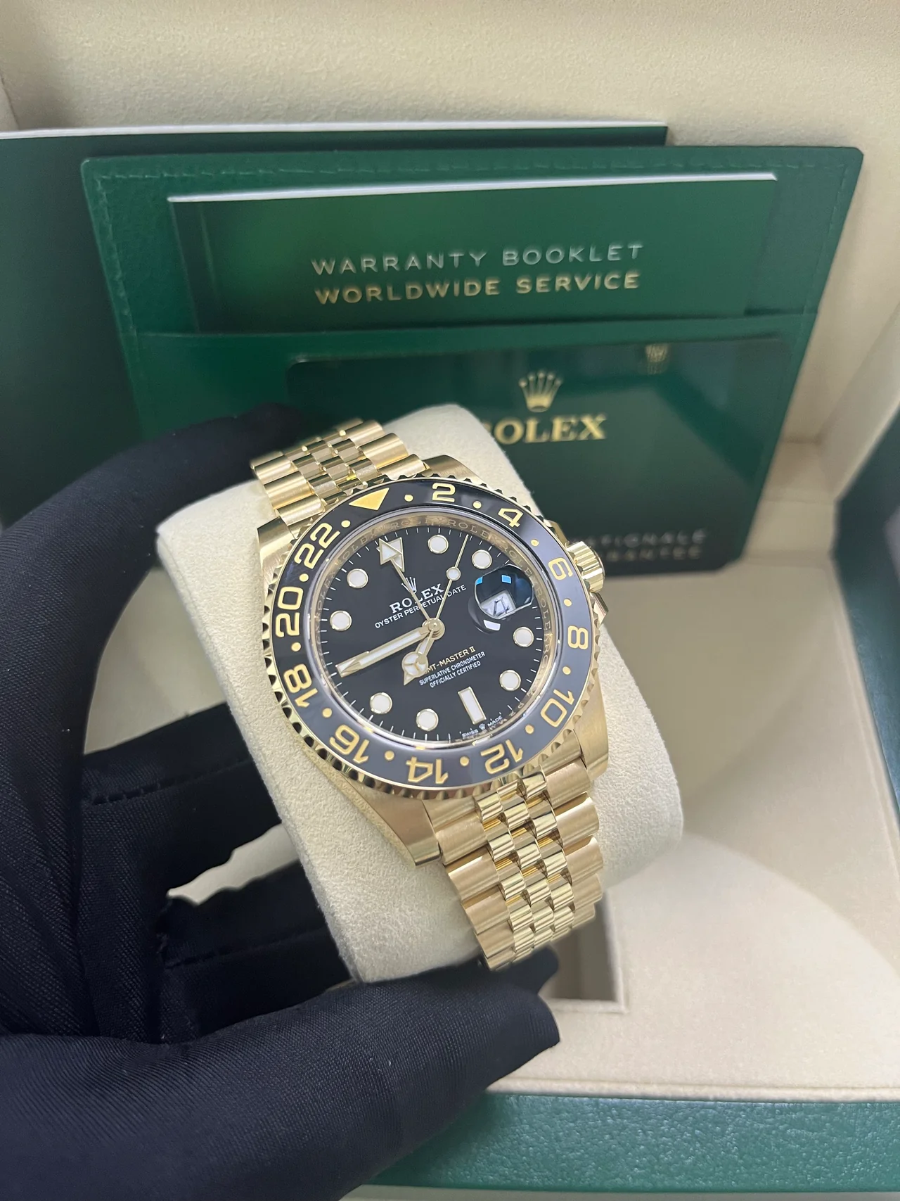 Rolex GMT-Master II 40 mm yellow gold 126718grnr-0001 - Image 4