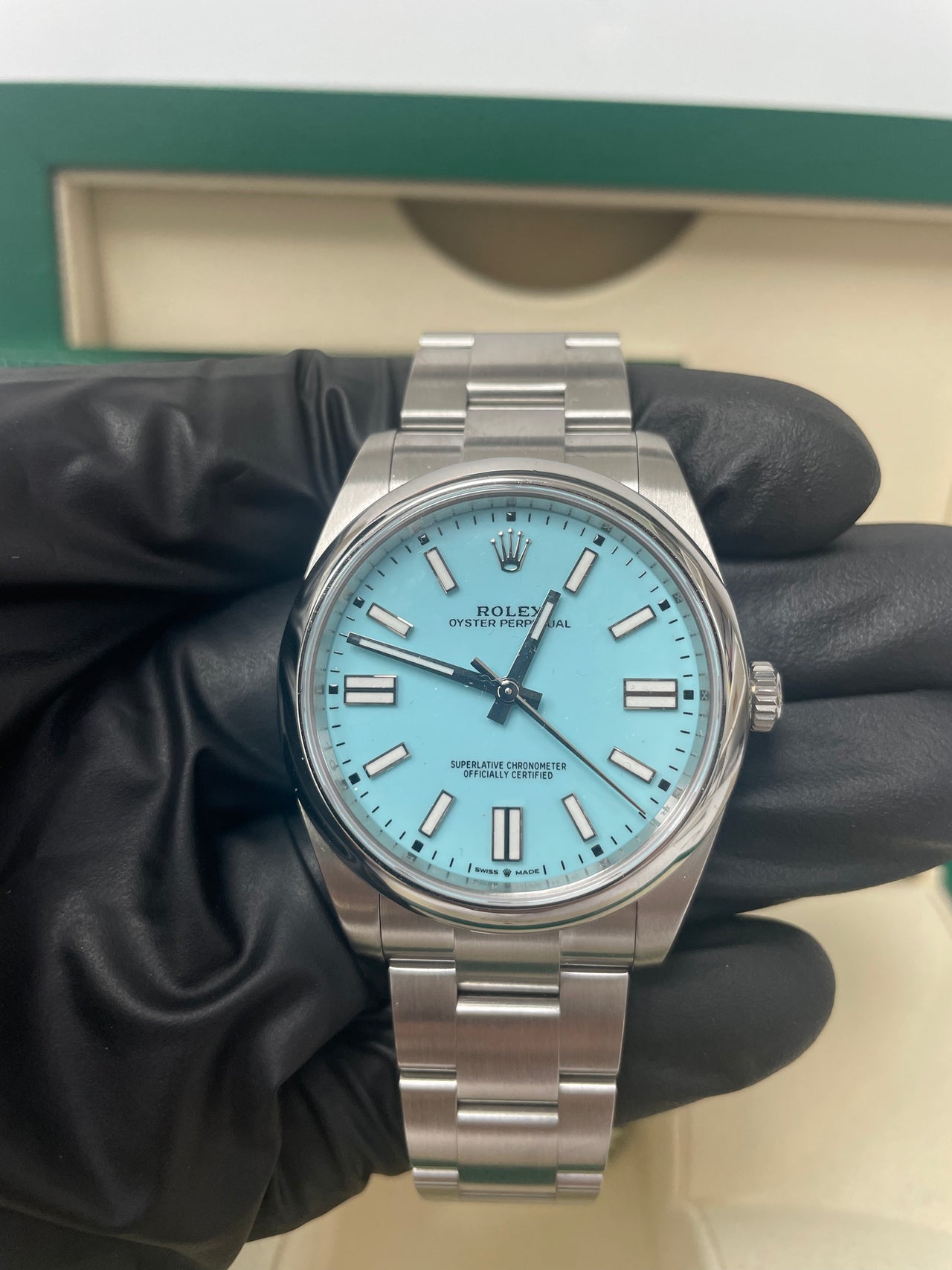 Rolex Oyster Perpetual 41 Stainless Steel - Turquoise Dial - Oyster Bracelet (Ref# 124300) - Image 6
