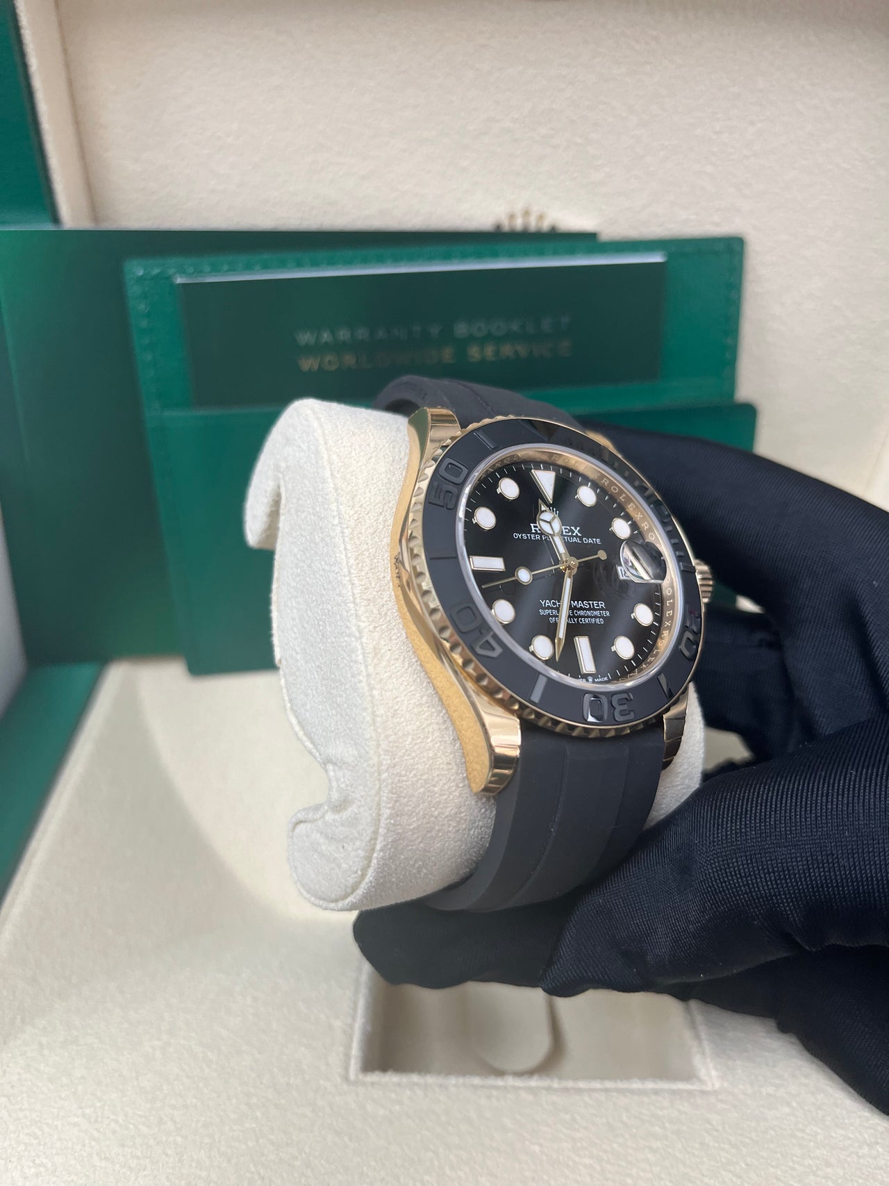 Rolex Yacht-Master 42 42 mm yellow gold 226658-0001 - Image 6