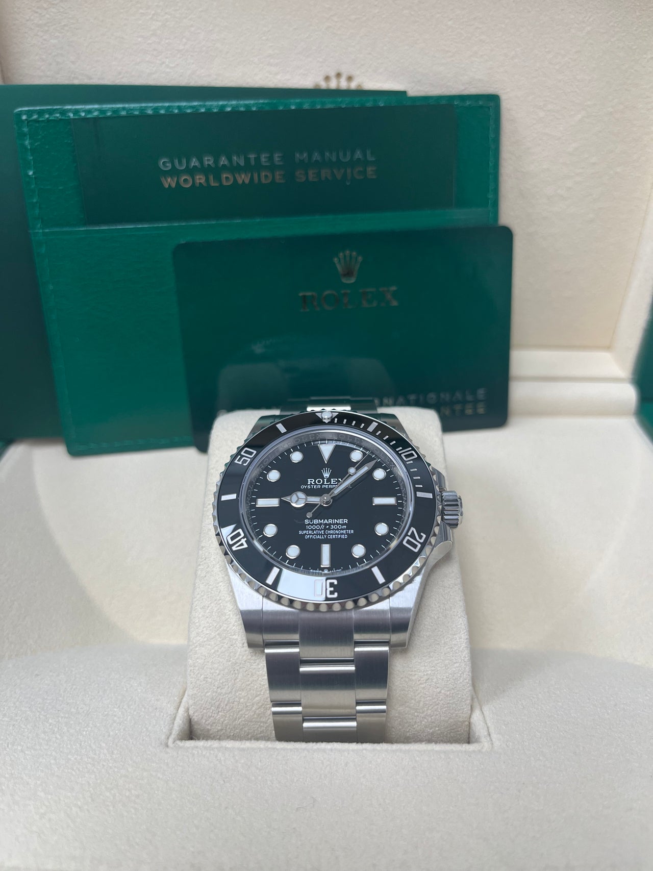 Rolex Submariner 41 mm Oystersteel 124060-0001 - Image 3
