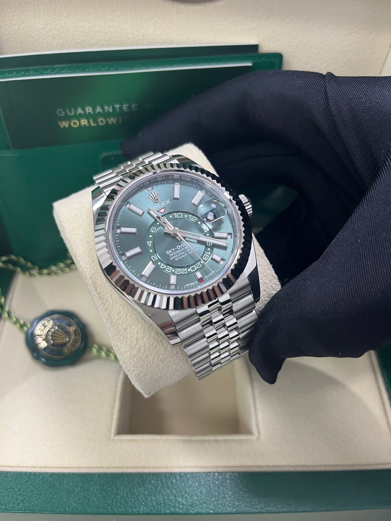 Rolex Sky-Dweller 42 mm Oystersteel and white gold 336934-0002 - Image 10