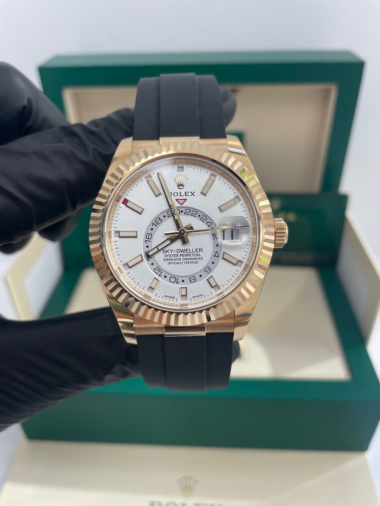 Rolex Sky-Dweller 42 mm yellow gold 336238-0003 - Image 4