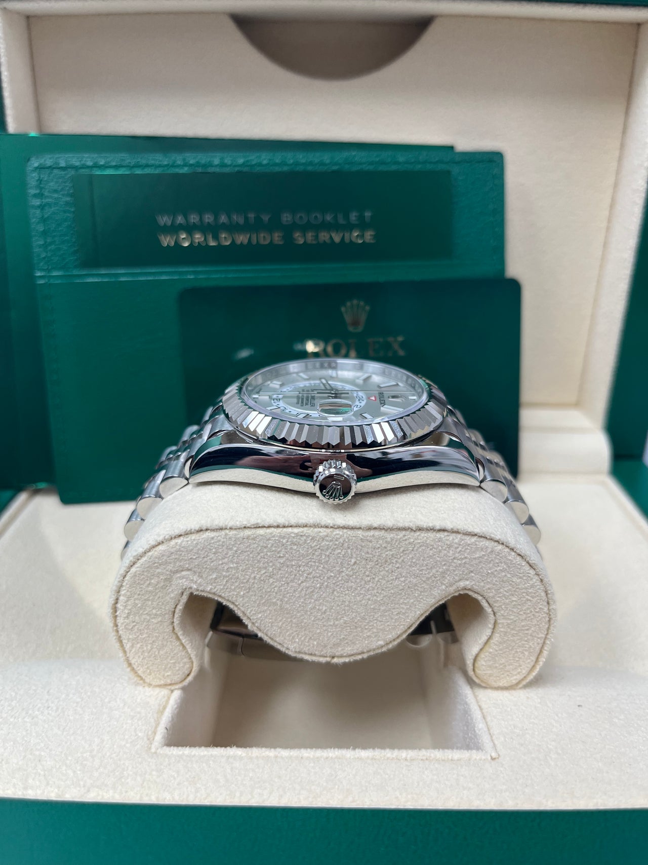 Rolex Sky-Dweller 42 mm Oystersteel and white gold 336934-0004 - Image 5