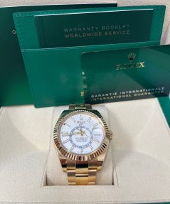 Alternative view of Rolex Sky-Dweller 42 mm yellow gold 336938-0003