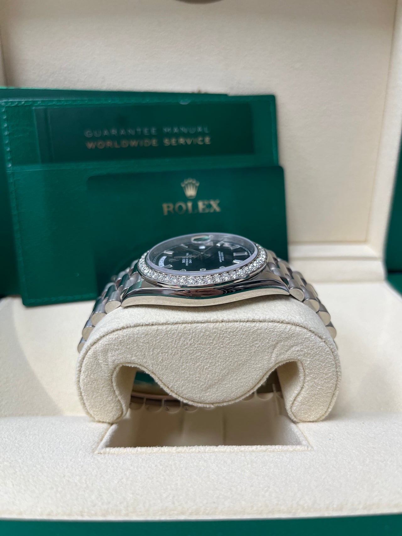 Rolex Day-Date 40 40 mm white gold and diamonds 228349rbr-0003 - Image 5