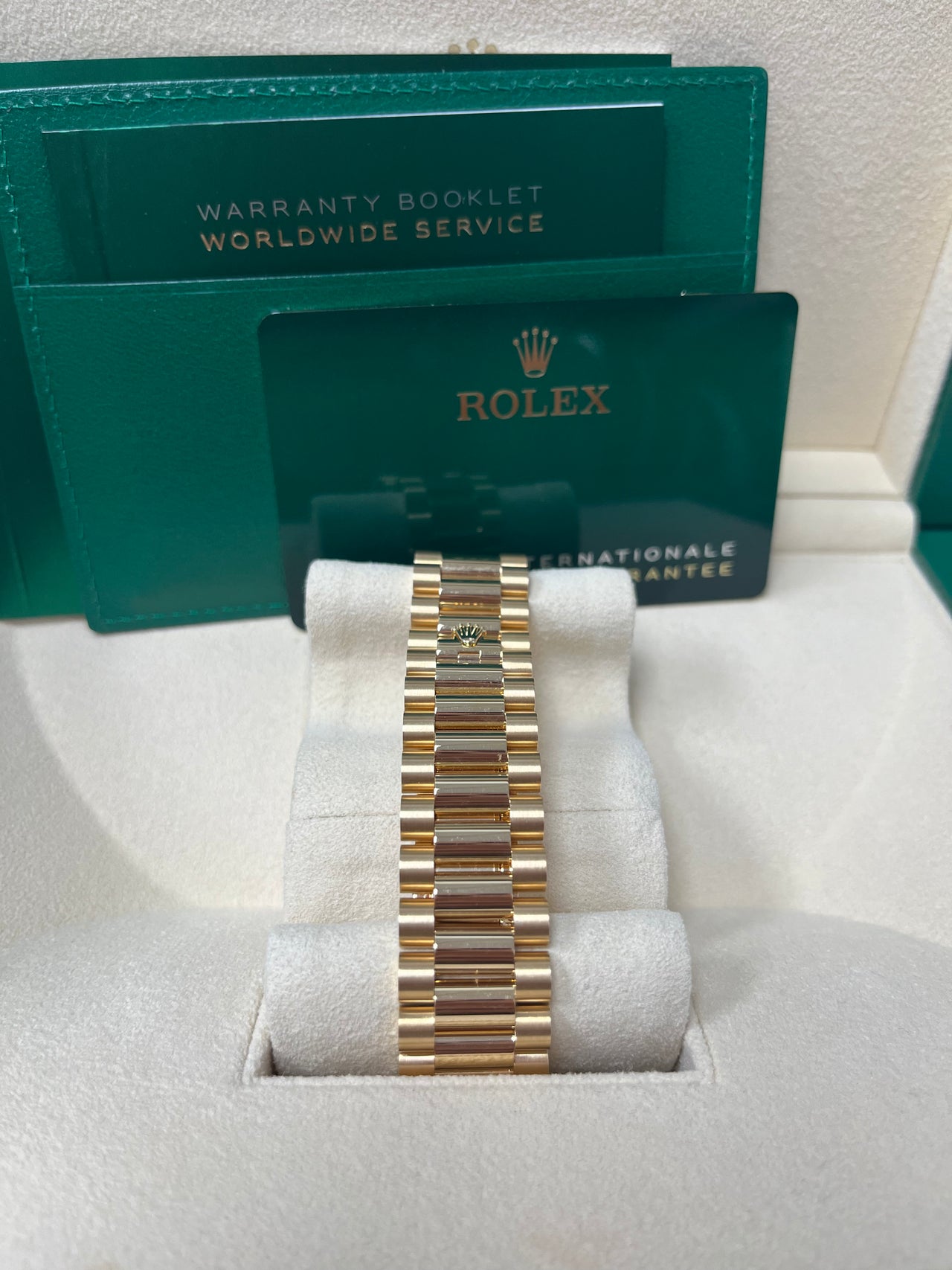 Rolex Day-Date 40 40 mm yellow gold 228238-0059 - Image 5