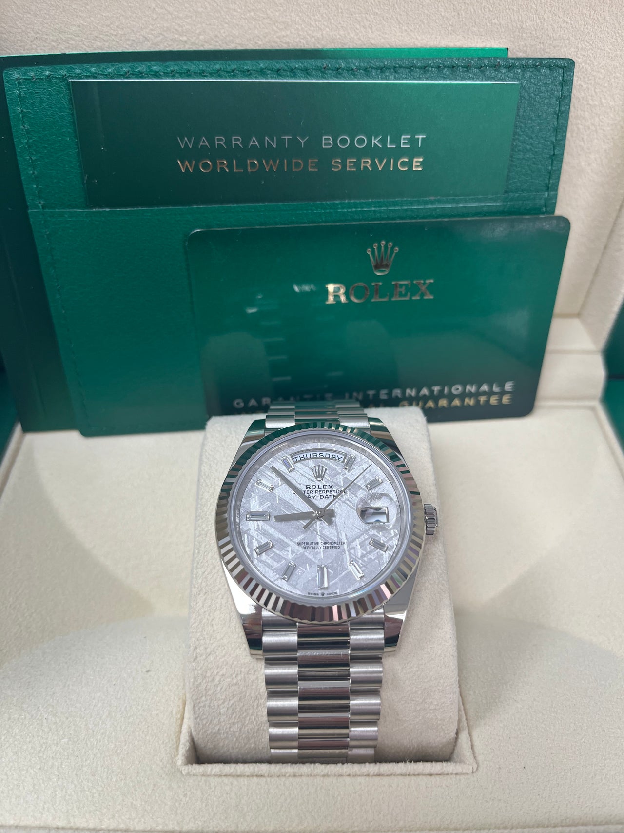 Rolex Day-Date 40 40 mm white gold 228239-0055 - Image 2