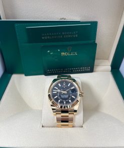 Alternative view of Rolex Sky-Dweller 42 mm yellow gold 336938-0002