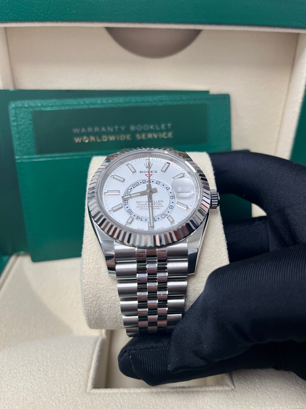 Rolex Sky-Dweller 42 mm Oystersteel and white gold 336934-0004 - Image 7
