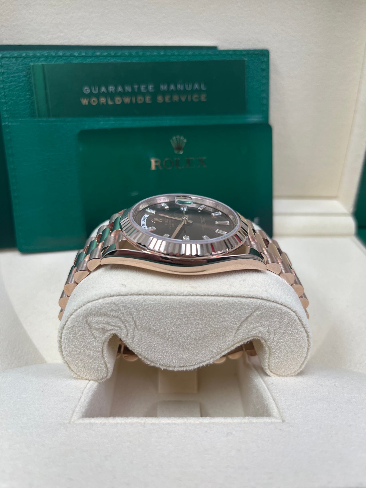 Rolex Day-Date 40 40 mm Everose gold 228235-0003 - Image 6