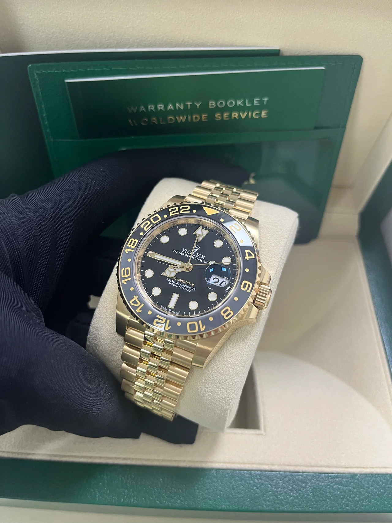 Rolex GMT-Master II 40 mm yellow gold 126718grnr-0001 - Image 2